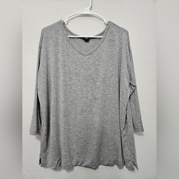 Theory Tops - Theory small gray 3/4 dolman Dropped shoulder sleeve v neck pullover soft Shirt